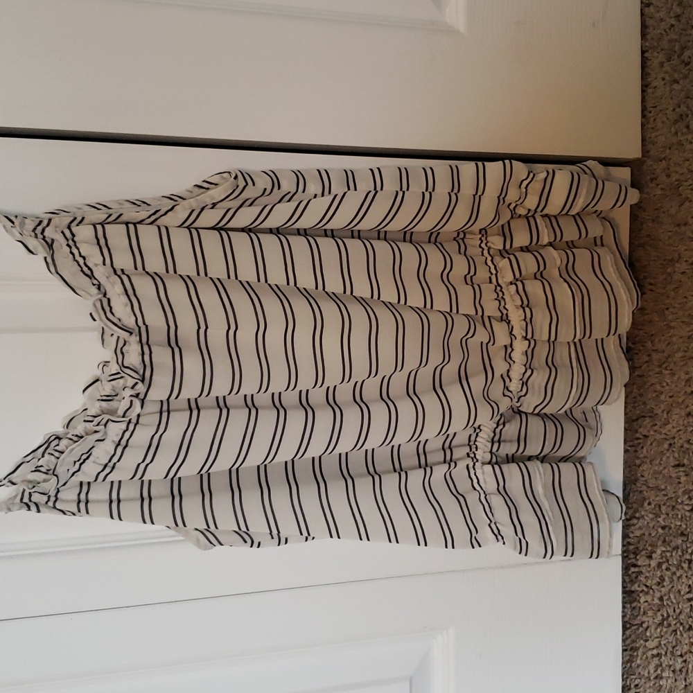 White with black stripes tank blouse
